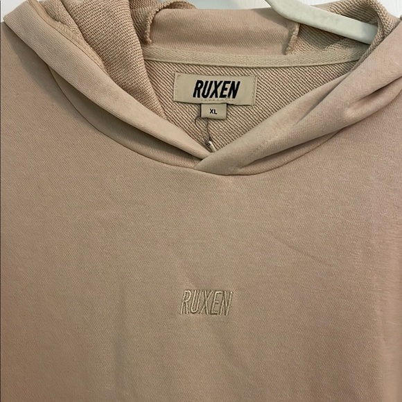 Ruxen Tan Hoodie Sweater with Long Sleeves NWT - Picture 2 of 4
